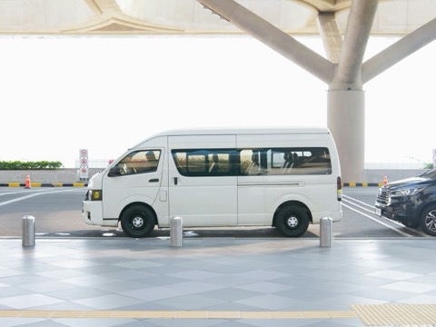 ミニバン2台・軽自動車3台でご自宅まで伺います